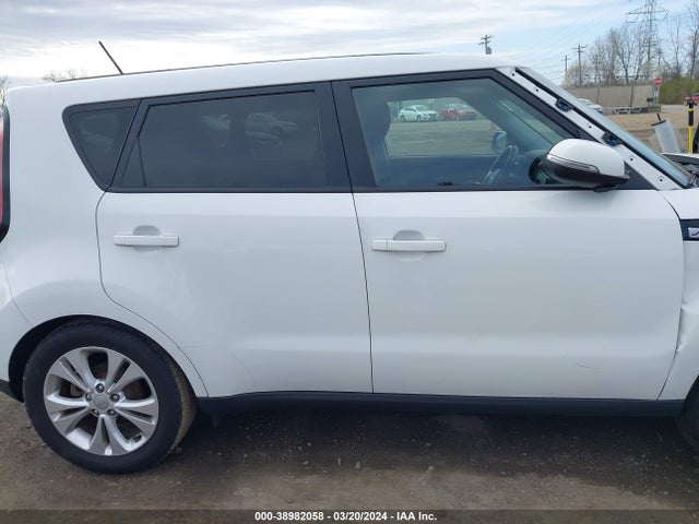 KIA SOUL + 2014 KNDJP3A54E7021184 Image 14