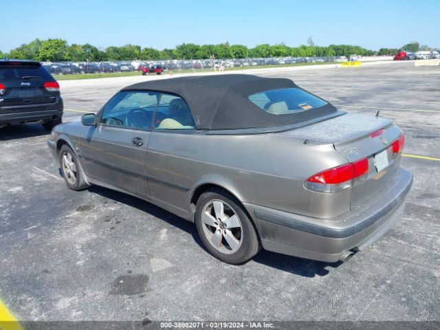 2003 SAAB 9-3 YS3DF78K737010625 Photo 2