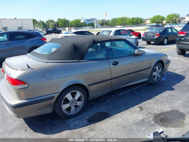 2003 SAAB 9-3 YS3DF78K737010625 Photo 3
