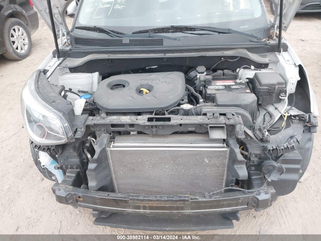 KIA SOUL + 2015 KNDJP3A59F7790605 Image 10