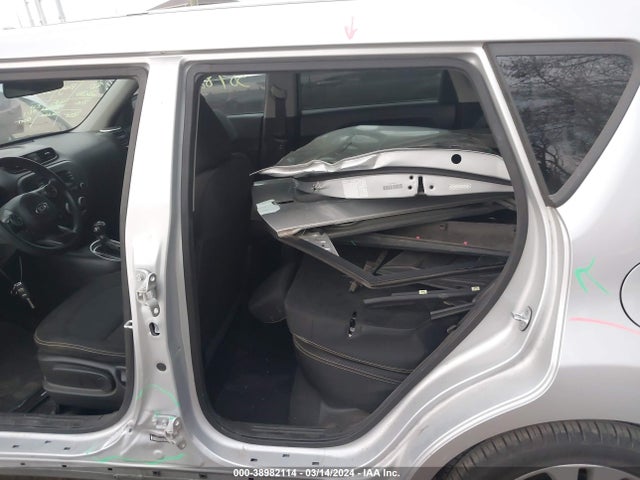KIA SOUL + 2015 KNDJP3A59F7790605 Image 8