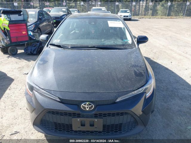 JTDEPMAE6MJ164565 Toyota COROLLA LE