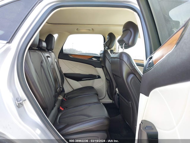 Lincoln MKC 2015 5LMCJ1A98FUJ01648 Image 8