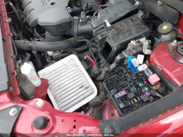 JA4AD2A33JZ004404 Mitsubishi Outlander Es