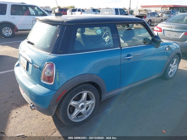 2007 MINI COOPER WMWMF33587TT59207 Photo 3