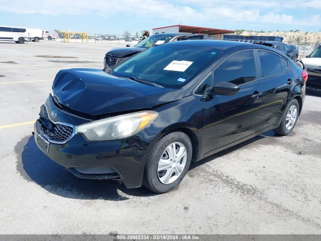 KIA FORTE LX 2015 KNAFK4A64F5400165 Image 2
