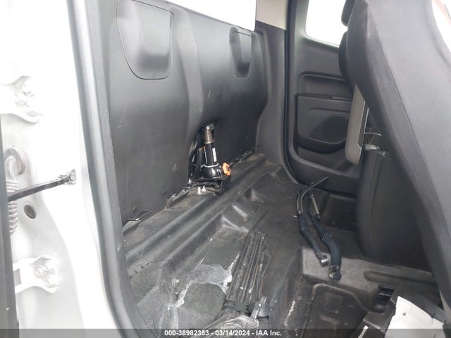 Chevrolet Colorado Wt 2019 1GCHSBEA8K1227704 Image 8