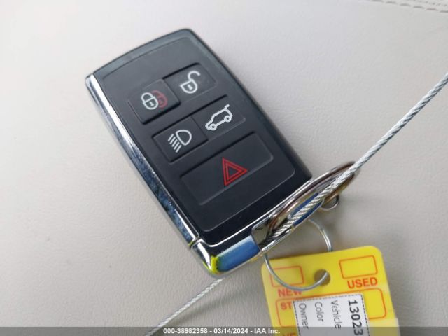 SADFP2FX1K1Z66817 Jaguar E-PACE SE