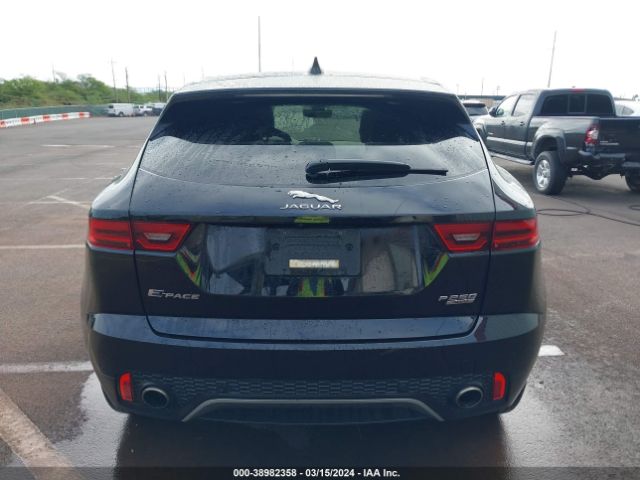 SADFP2FX1K1Z66817 Jaguar E-PACE SE