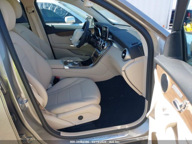 WDC0G4JB4KV179677 Mercedes-Benz GLC 300