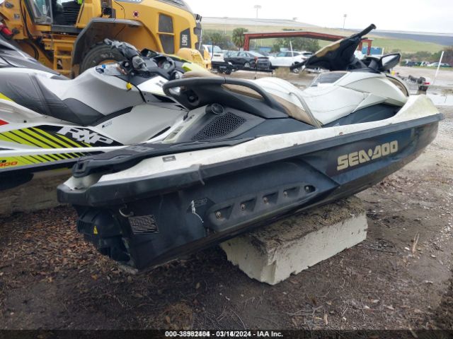 2012 SEADOO GTX 260 LTD YDV09327D212      Photo 3