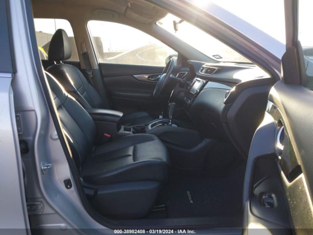 5N1AT2MVXEC856629 Nissan Rogue Sl