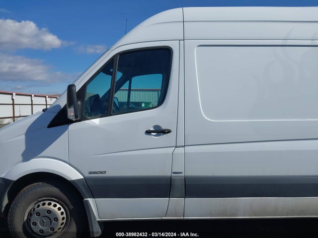 Mercedes-Benz Sprinter 3500 High  Roof 2015 WD3PF1CC6FP107783 Image 14