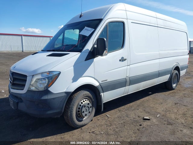 Mercedes-Benz Sprinter 3500 High  Roof 2015 WD3PF1CC6FP107783 Image 2