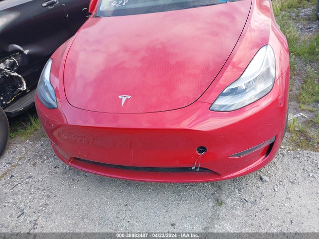 7SAYGDEF4NF559680 Tesla Model Y Performance Dual Motor All-wheel Drive