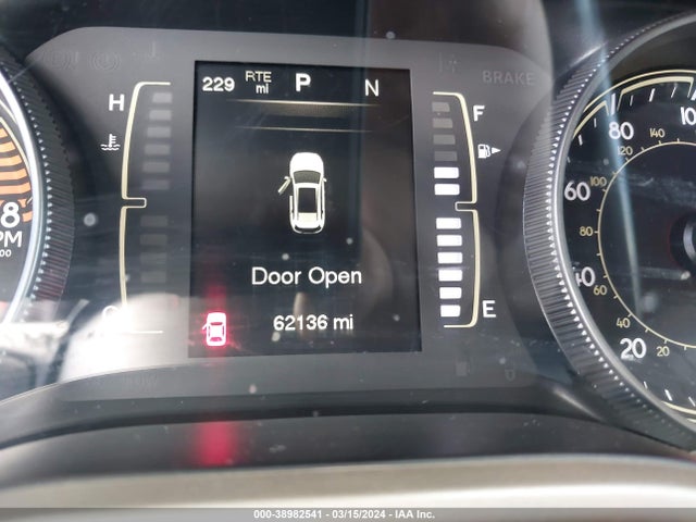 Jeep Cherokee Latitude 2016 1C4PJMCS1GW167328 Image 16