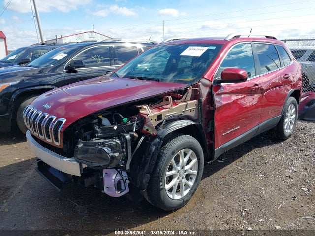 Jeep Cherokee Latitude 2016 1C4PJMCS1GW167328 Image 2