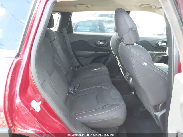Jeep Cherokee Latitude 2016 1C4PJMCS1GW167328 Image 8