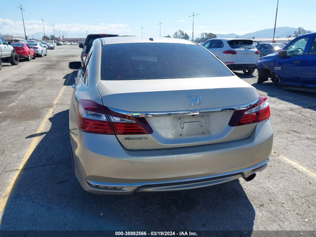 Honda ACCORD EX 2016 1HGCR2F76GA084012 Image 16