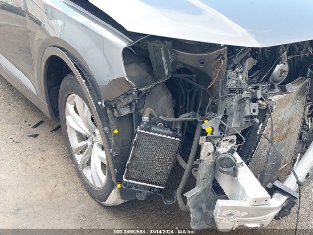 WA1LAAF77KD044054 Audi Q7 55 Premium/55 Se Premium