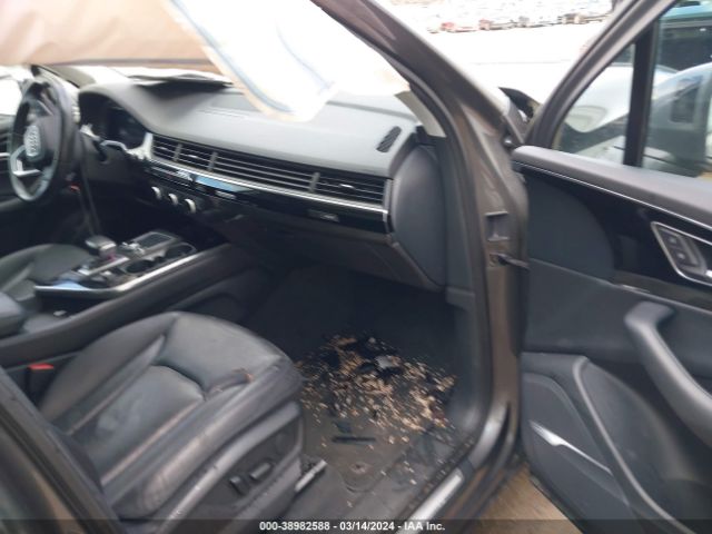 WA1LAAF77KD044054 Audi Q7 55 Premium/55 Se Premium