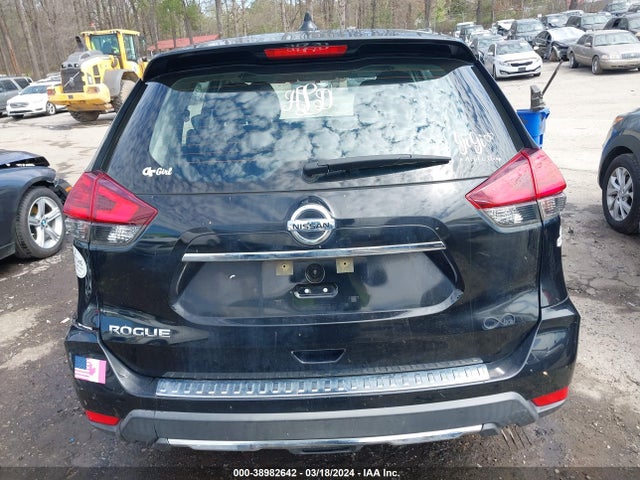 Nissan ROGUE S 2017 KNMAT2MT2HP605295 Image 17