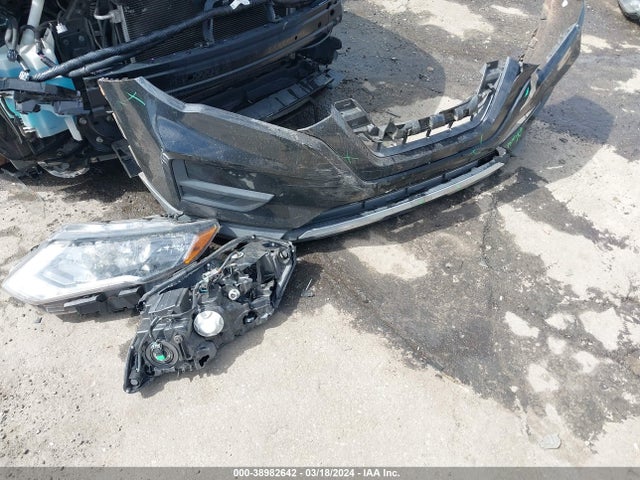 Nissan ROGUE S 2017 KNMAT2MT2HP605295 Image 12