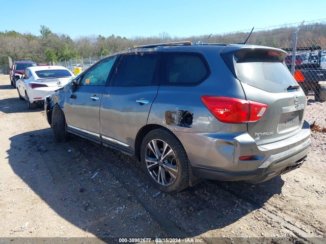 Nissan Pathfinder Platinum 2018 5N1DR2MM1JC611554 Image 3