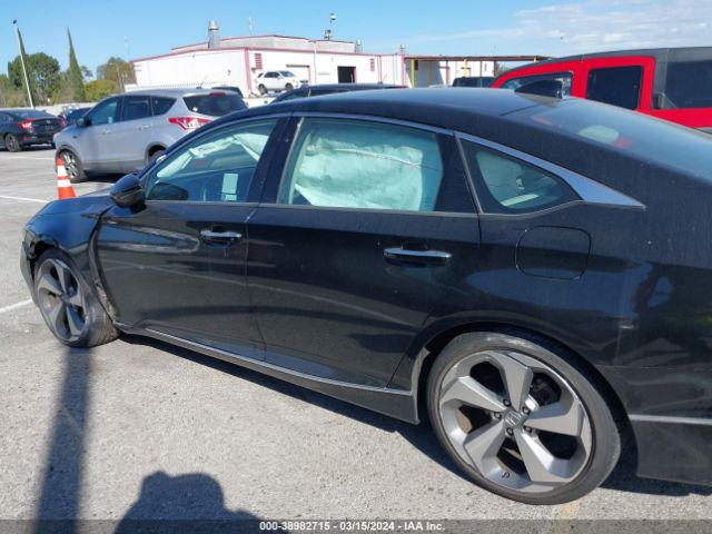 1HGCV2F9XJA053060 Honda Accord Touring 2.0t