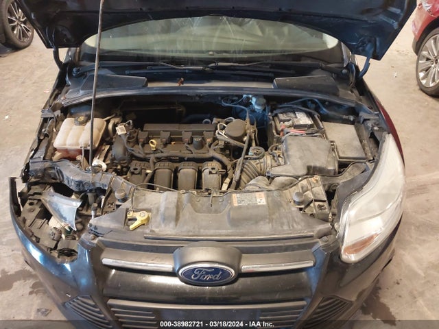 Ford FOCUS SE 2014 1FADP3F28EL420088 Image 10