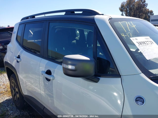 Jeep Renegade Deserthawk 4x4 2017 ZACCJBCB9HPE69421 Image 13