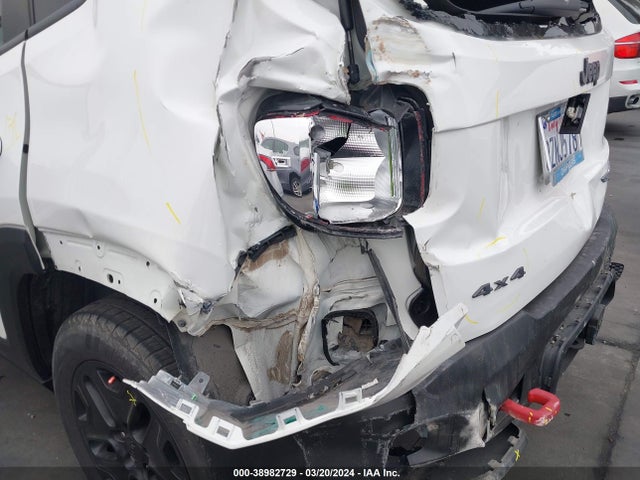 Jeep Renegade Deserthawk 4x4 2017 ZACCJBCB9HPE69421 Image 6