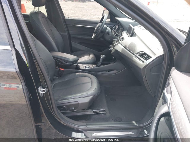 WBXHT3C35H5F82005 BMW X1 Xdrive28i