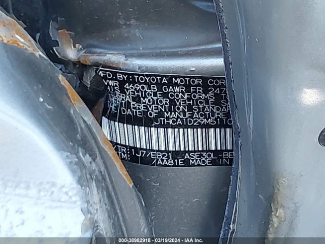 JTHCA1D29M5110077 Lexus IS 300