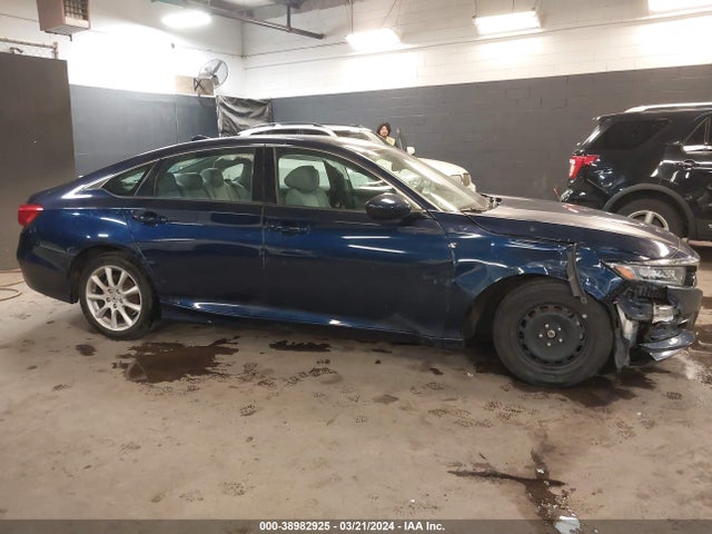 Honda ACCORD LX 2019 1HGCV1F17KA133566 Image 13
