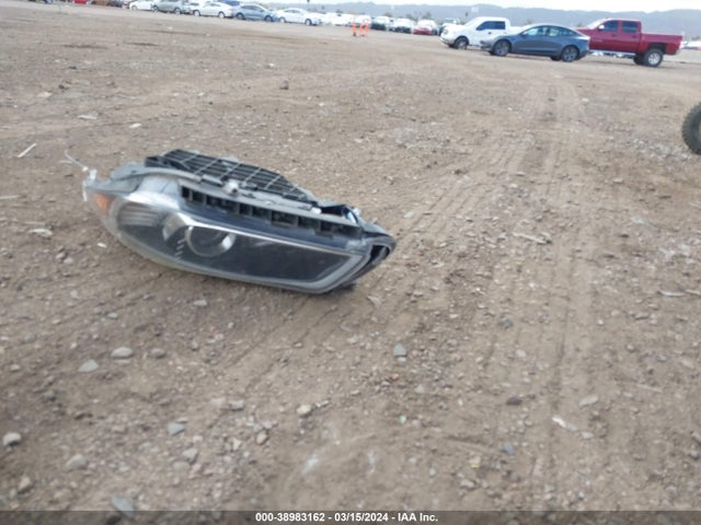 Hyundai SONATA SE 2015 5NPE24AF0FH121570 Image 12