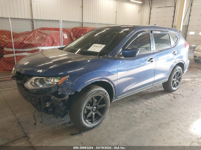 Nissan ROGUE S 2017 KNMAT2MV4HP525174 Image 2