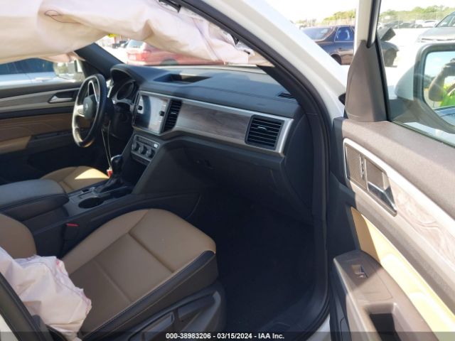 1V2DC2CA2MC228982 Volkswagen Atlas Cross Sport 2.0t Se