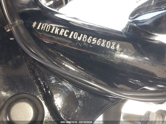 2018 HARLEY-DAVIDSON FLHXS 1HD1KRC10JB656808 Photo 9