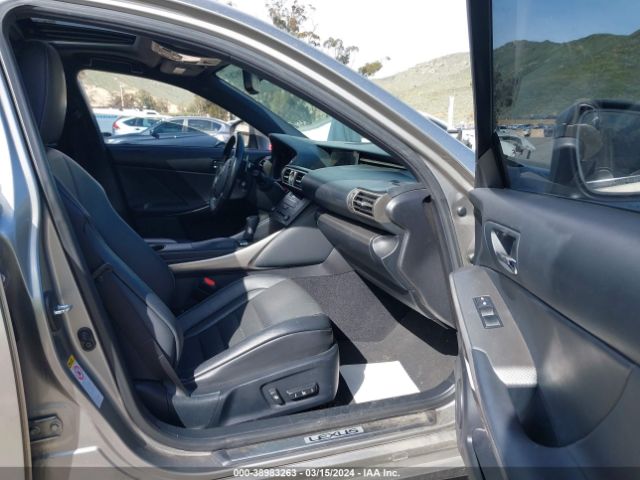 JTHBA1D25G5022109 Lexus IS 200T