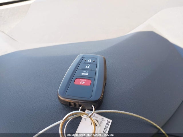 Toyota Corolla Hybrid Le 2021 JTDEAMDE0MJ015114 Image 11