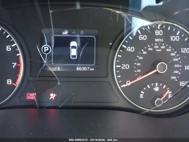 KIA Optima Lx 2018 5XXGT4L38JG182209 Image 7