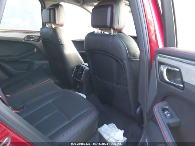 2018 PORSCHE MACAN WP1AG2A55JLB64901 Photo 7