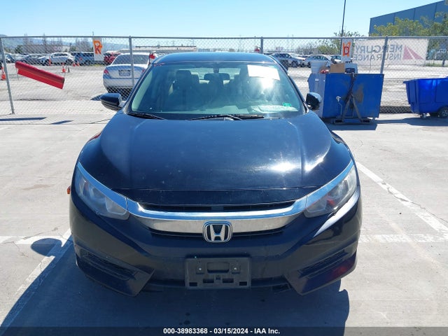Honda Civic Lx 2018 2HGFC2F52JH514821 Image 12