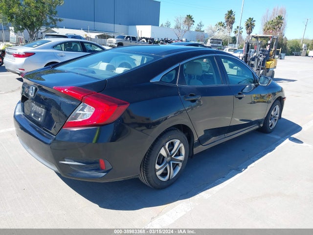 Honda Civic Lx 2018 2HGFC2F52JH514821 Image 4
