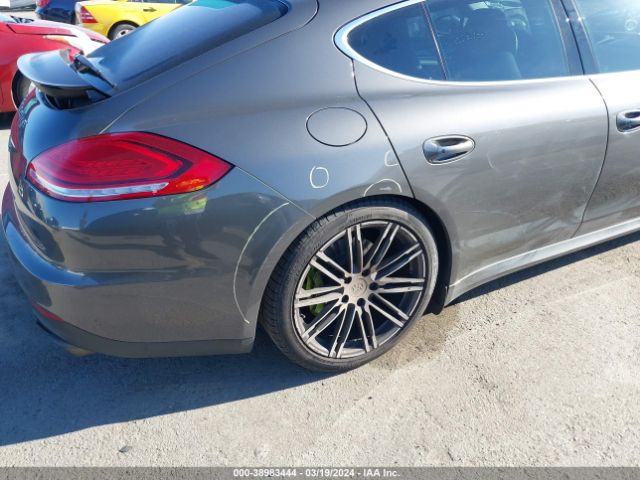 WP0AD2A77GL040195 Porsche Panamera E-hybrid S