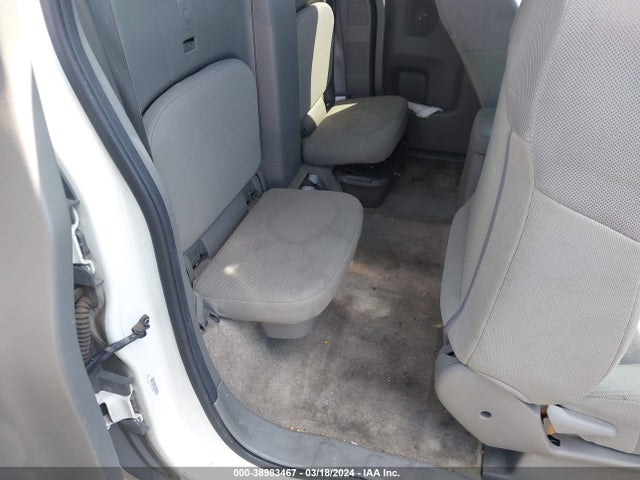 Nissan Frontier S/sv-i4 2015 1N6BD0CT4FN749797 Image 8