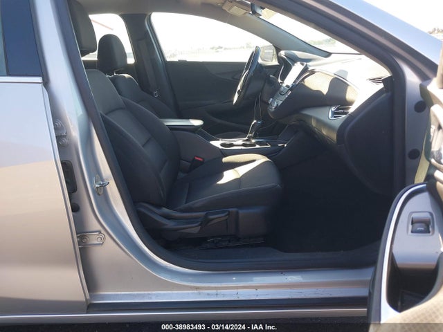 Chevrolet MALIBU LT 2018 1G1ZD5ST0JF131758 Image 5