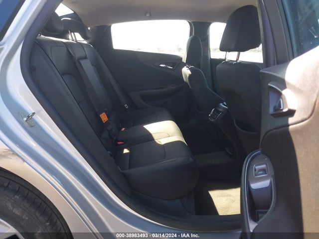 Chevrolet MALIBU LT 2018 1G1ZD5ST0JF131758 Image 8