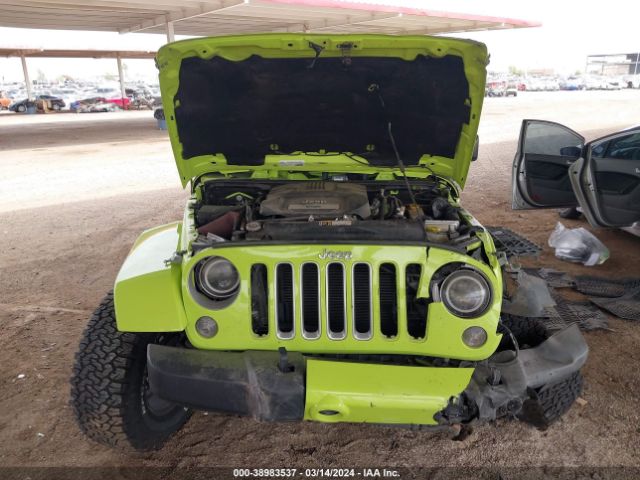 1C4BJWEG6GL305915 Jeep Wrangler Unlimited Sahara